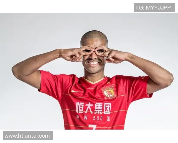 安踏最新签约足球明星名单揭晓引发球迷热议与期待