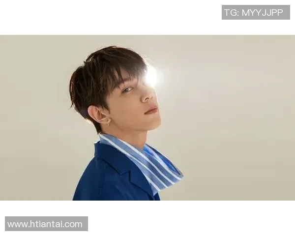 足球明星男孩身着礼服的时尚瞬间展现青春魅力与运动精神